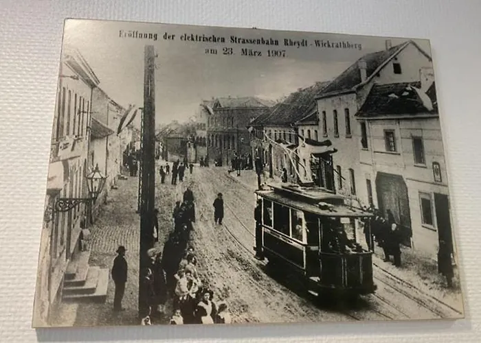 アパート 3 Monteurswohnung In 400 Jahre Alter Lateinschule Ls24 メンヒェングラートバッハ